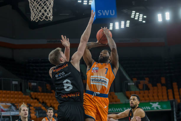 还能回撤到 还能回撤到